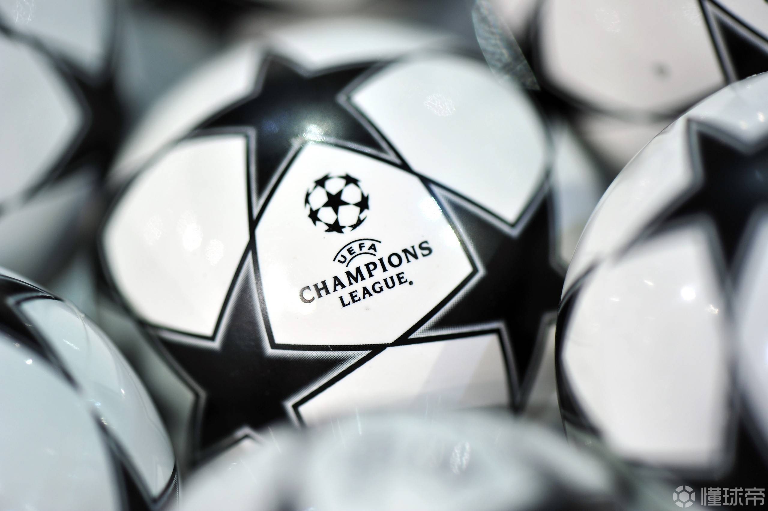 阿森纳足球：从青春风暴到实用主义，冠军冲刺稳健前行